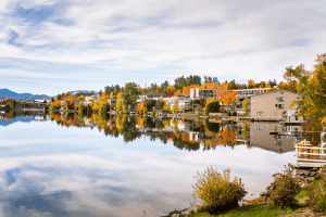 Picture of Lake Placid fall foliage.